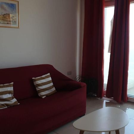 Flat 3 Blue Waves Appartement St. Paul's Bay Buitenkant foto